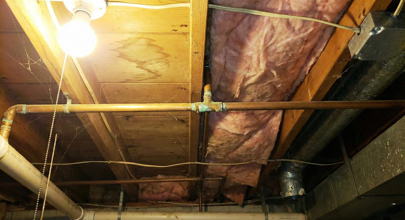 Basement floor and foundation inspection points